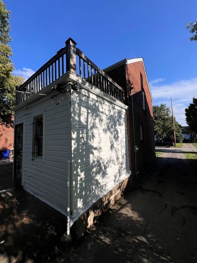 15603 Stockbridge Ave in Cleveland, OH - Building Photo - Building Photo