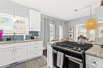 818 Etowah Ave in Royal Oak, MI - Building Photo - Building Photo