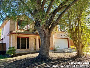 5010 Fern Lake in San Antonio, TX - Building Photo - Building Photo