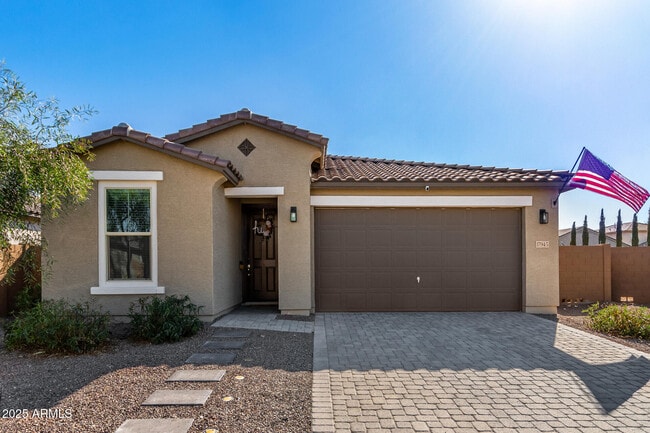 property at 17945 W Golden Ln
