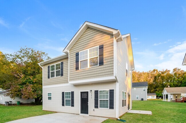 5613 Phillips St in Charlotte, NC - Building Photo - Building Photo