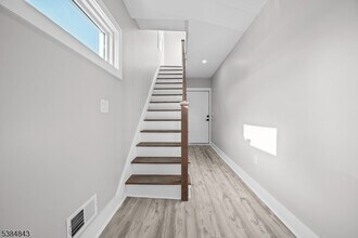 100 Kansas St in Hackensack, NJ - Building Photo - Building Photo