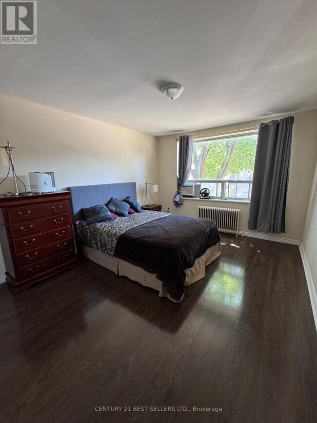 10-105 TWENTY FIFTH STREET in Toronto, ON - Building Photo - Building Photo