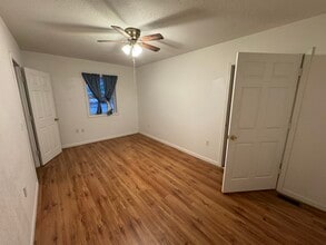 308 Stewart St in Bernie, MO - Building Photo - Building Photo