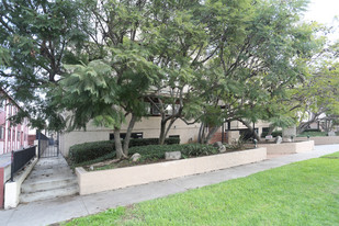 3710 Midvale Ave Apartments