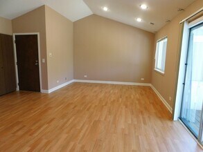 268 Ashland Ct in Buffalo Grove, IL - Building Photo - Building Photo