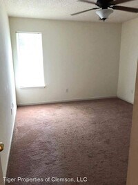 108 Pine Ridge Ln photo'