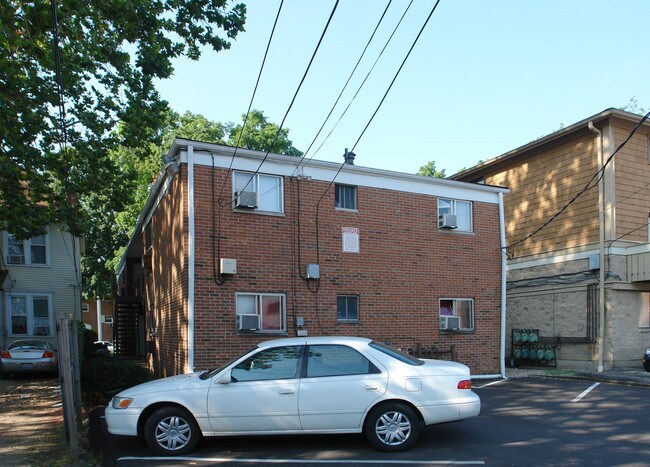 168 W 9th Ave in Columbus, OH - Foto de edificio - Building Photo