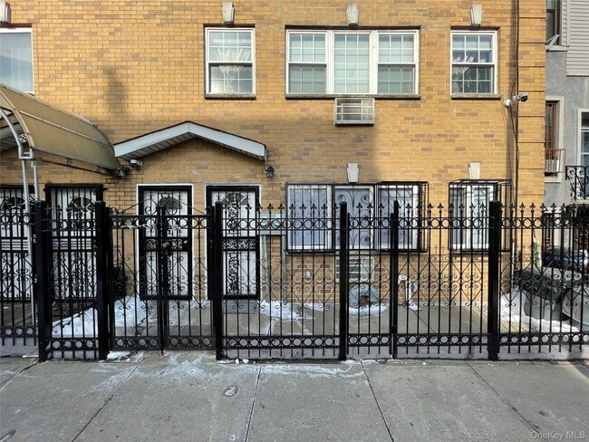 property at 1031 Halsey St