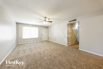 3526 W Sierra St in Phoenix, AZ - Foto de edificio - Building Photo