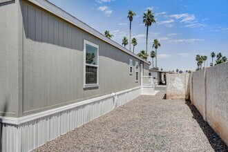 2627 S Lamb Blvd in Las Vegas, NV - Building Photo - Building Photo