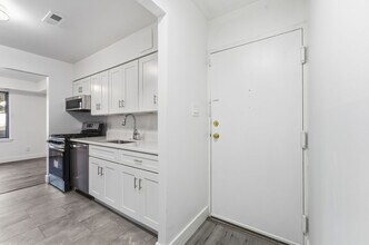 113 Echelon Rd, Unit 1 in Voorhees, NJ - Building Photo - Building Photo