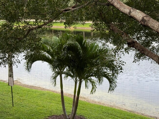 property at 2806 Veronia Dr