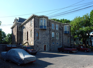 837 - 839 Swede St in Norristown, PA - Foto de edificio - Building Photo