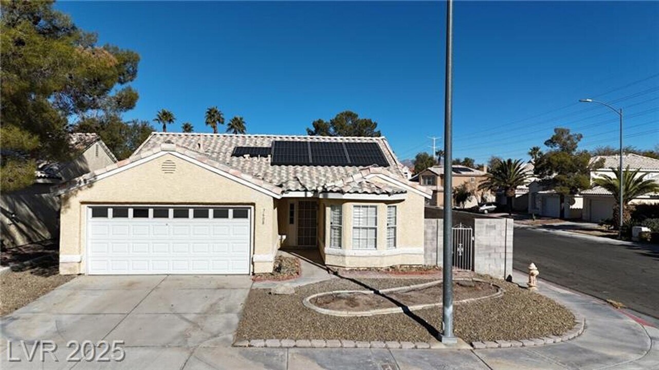 7608 Sea Wind Dr in Las Vegas, NV - Building Photo