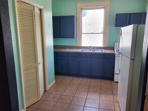 4401 Ave Q 1/2 in Galveston, TX - Building Photo - Building Photo