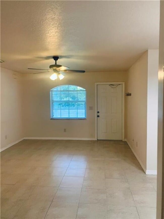186 Empress Ave in Sebastian, FL - Building Photo - Building Photo