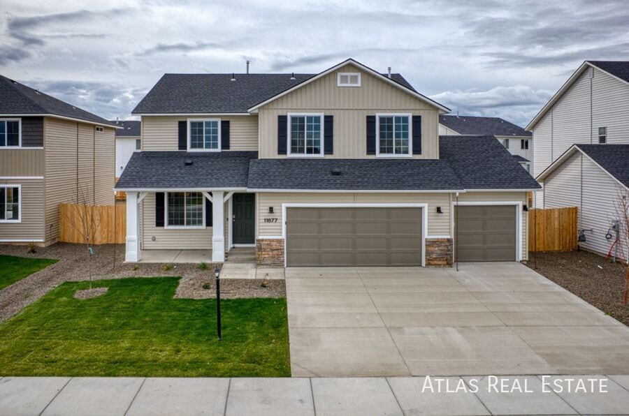 11877 Wilmington St in Caldwell, ID - Building Photo