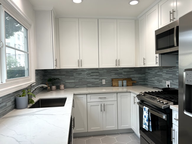 901 E Ocean Blvd, Unit 901 in Long Beach, CA - Foto de edificio - Building Photo