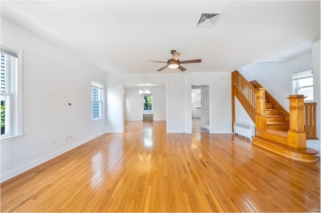 85 Barrows Ave in Rutherford, NJ - Building Photo - Building Photo