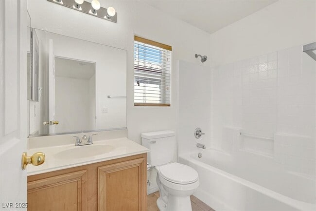property at 248 Vertigo Tulip Ct
