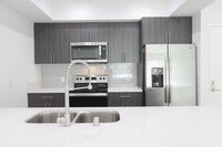 The Luxe Residential in North Hollywood, CA - Building Photo - Interior Photo