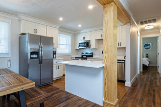 611 20th St in Virginia Beach, VA - Building Photo - Building Photo