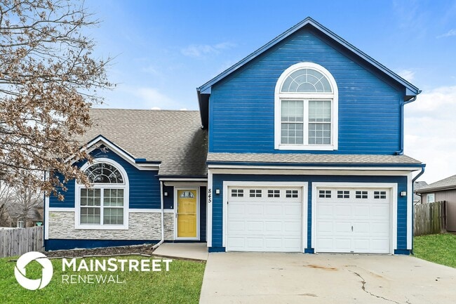 property at 845 SW Country Hill Dr