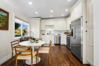 737 Griffith Way, Unit 12303 in Laguna Beach, CA - Building Photo - Building Photo