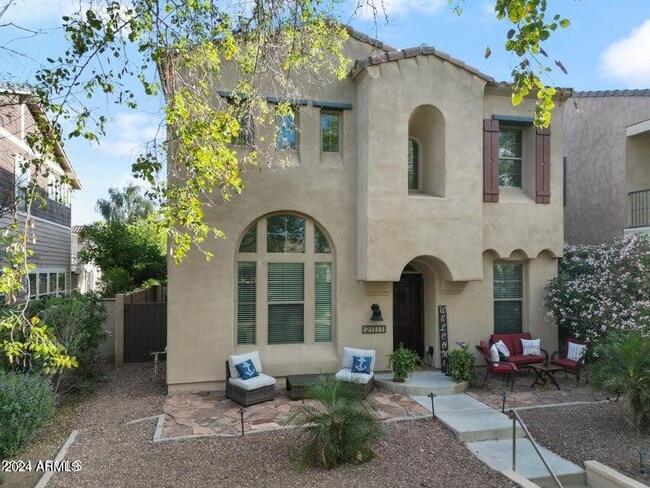 property at 21111 W Glen St