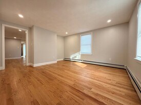 44 Franklin St in Medford, MA - Building Photo