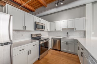 Shorehaus Lofts in Cleveland, OH - Building Photo