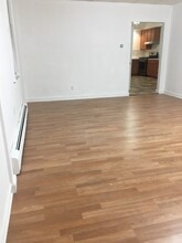 108 Speer Ave, Unit 1st Fl in Clifton, NJ - Building Photo - Building Photo