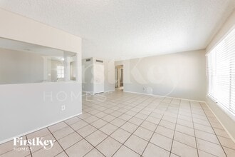 14016 N 33rd Dr in Phoenix, AZ - Building Photo - Building Photo