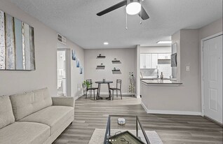 6776 Westcreek St S, Unit 1314 in Fort Worth, TX - Building Photo