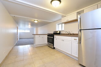 5130 N Austin Ave in Chicago, IL - Building Photo - Building Photo