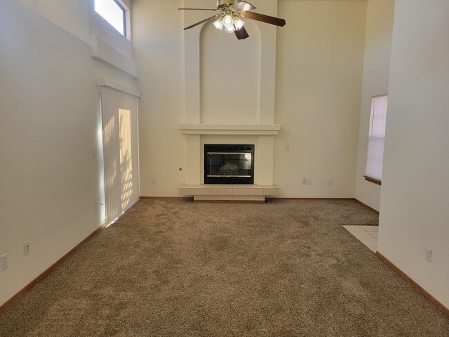 2174 Foxtail Pine Dr in Las Cruces, NM - Building Photo - Building Photo