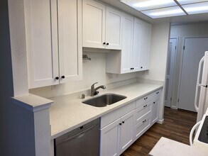 780 Sea Spray Ln in Foster City, CA - Building Photo - Building Photo