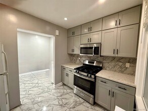 29 Lafayette St in New Rochelle, NY - Building Photo - Building Photo