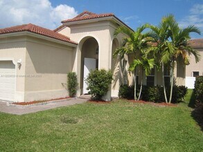 2217 NE 41st Ave in Homestead, FL - Building Photo - Building Photo