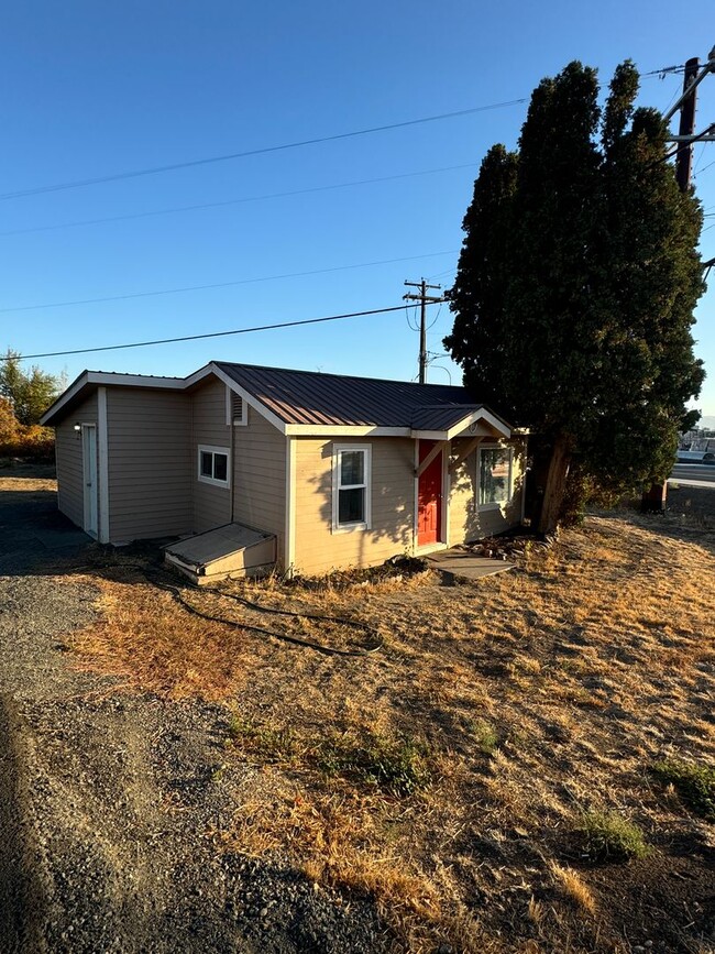 2308 Butterfield Rd in Yakima, WA - Building Photo - Building Photo