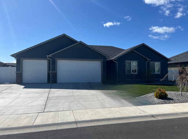 property at 314 Q St SW