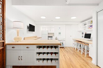 356 Broadway in New York, NY - Building Photo - Building Photo