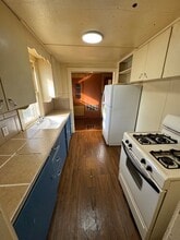 1411 Harding St in Hutchinson, KS - Building Photo - Building Photo