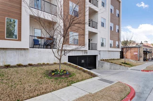 property at 5710 McCommas Blvd