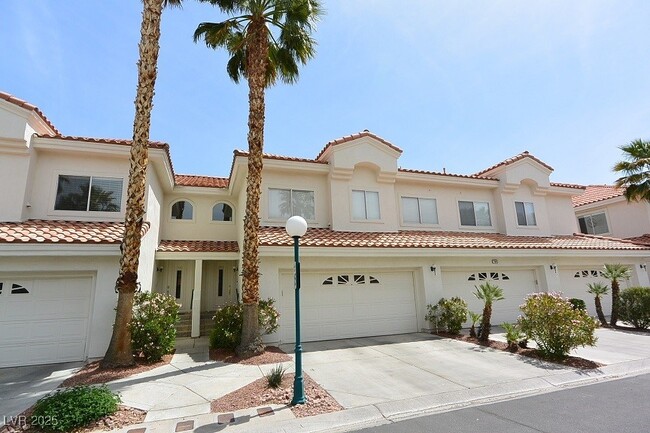 property at 7645 Rolling View Dr