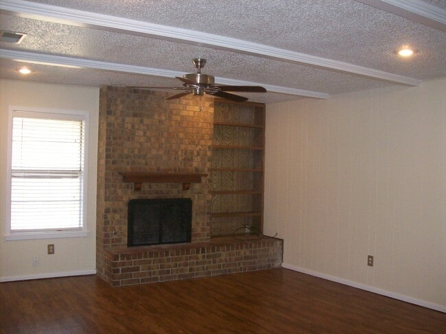 3707 Elmwood Avenue in Lubbock, TX - Building Photo - Building Photo
