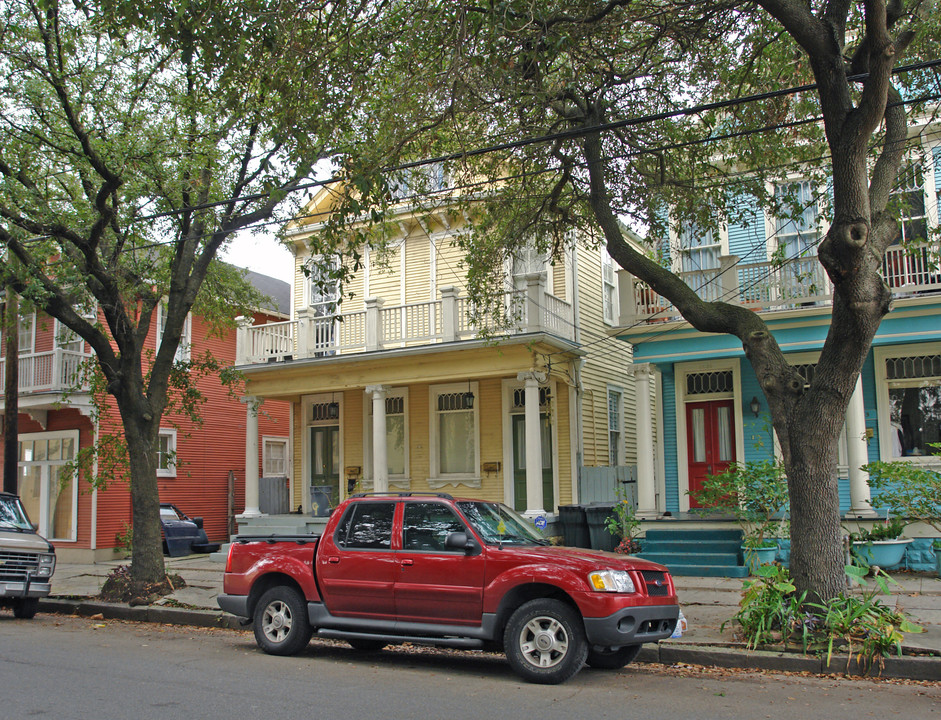 1237 Carondelet St in New Orleans, LA - Foto de edificio