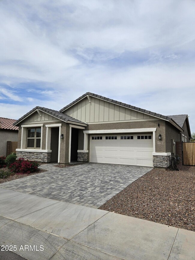 property at 10756 W Hadley St