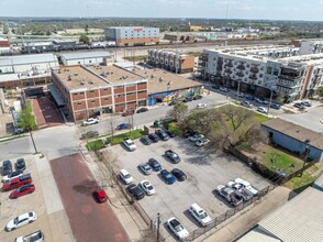 201 S Calhoun St in Fort Worth, TX - Building Photo - Building Photo